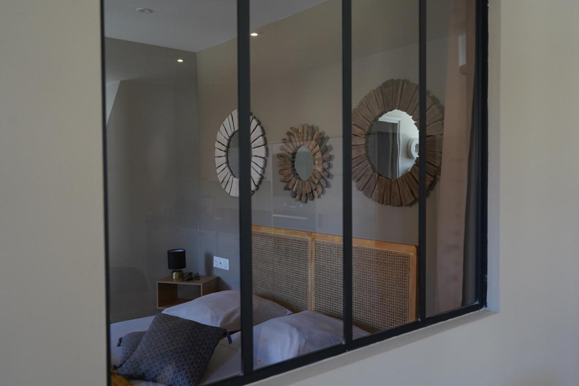 Les Suites Gueguen Chablis Bagian luar foto