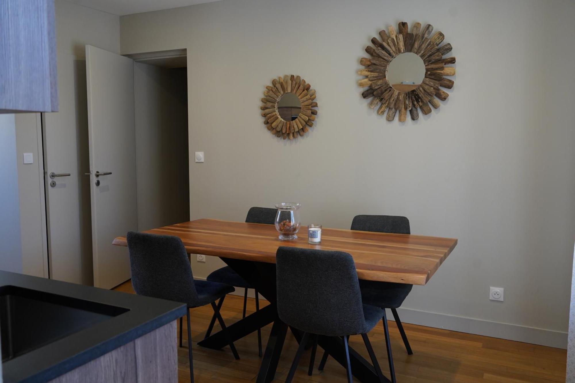 Les Suites Gueguen Chablis Bagian luar foto